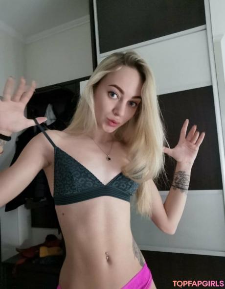 Alinalovely nude leaked OnlyFans photo #8