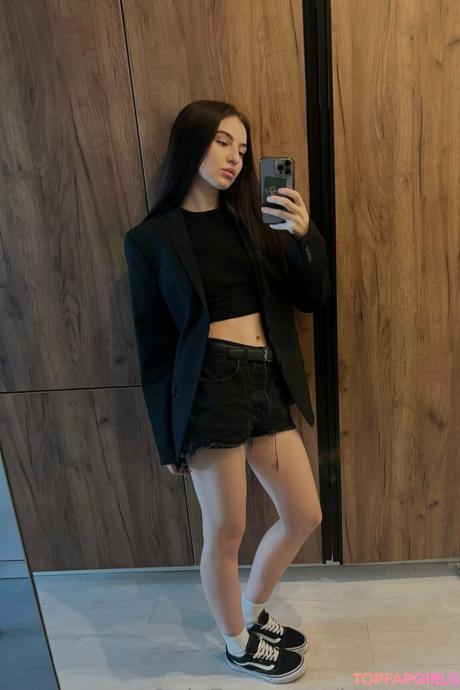 Lanaannx nude leaked OnlyFans photo #2