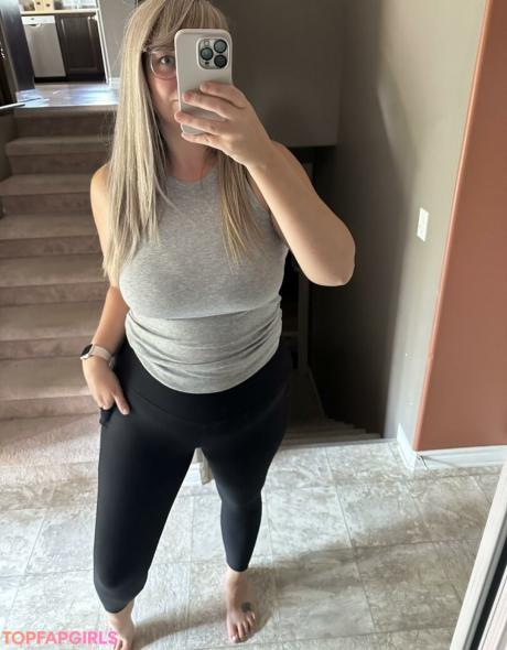 MissesP nude leaked OnlyFans photo #8