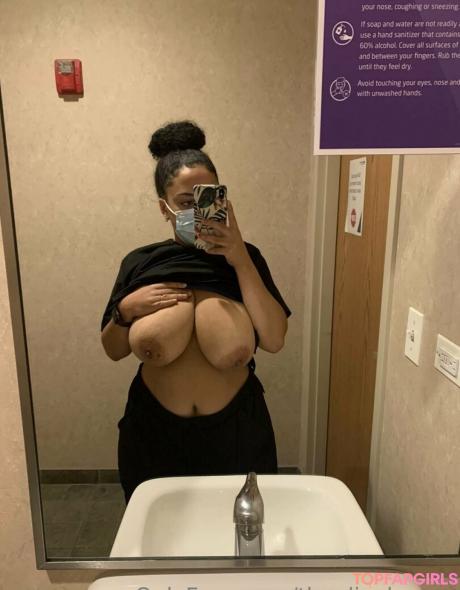 Theolivebunny nude leaked OnlyFans photo #12
