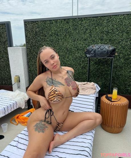 Sara nude leaked OnlyFans photo #80