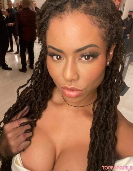 Thekiranoir nude leaked OnlyFans photo #112
