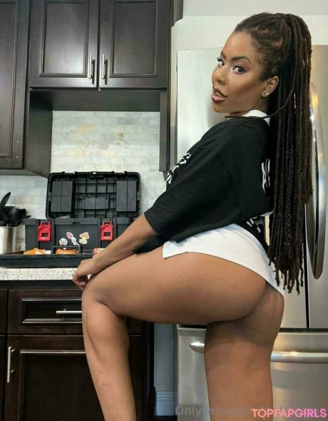 Thekiranoir nude leaked OnlyFans photo #142