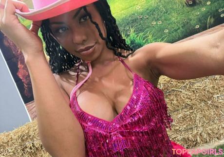 Thekiranoir nude leaked OnlyFans photo #149