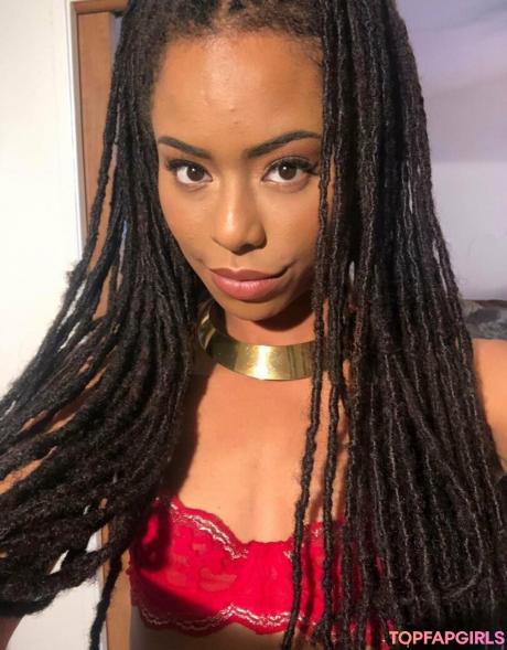 Thekiranoir nude leaked OnlyFans photo #34