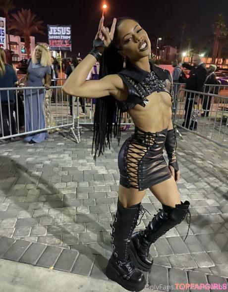 Thekiranoir nude leaked OnlyFans photo #46