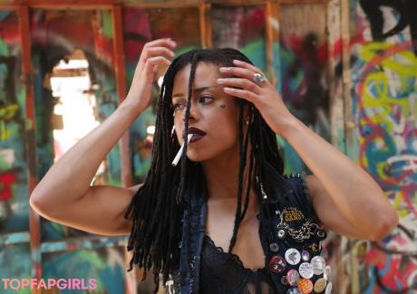 Thekiranoir nude leaked OnlyFans photo #6