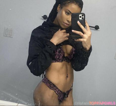 Thekiranoir nude leaked OnlyFans photo #91