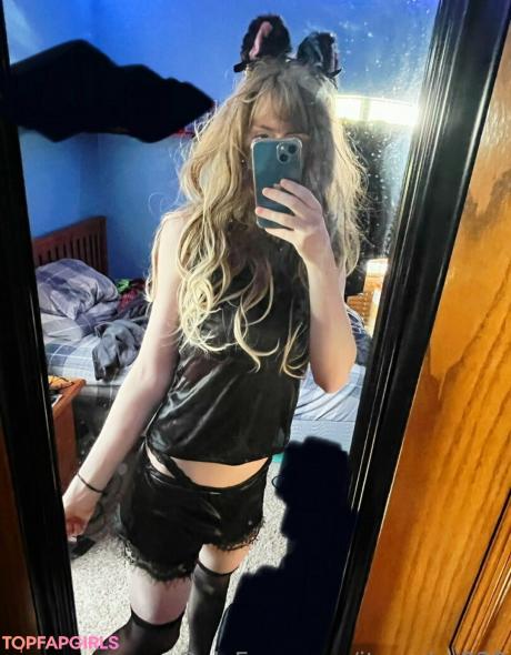 Itsmebri223 nude leaked OnlyFans photo #24