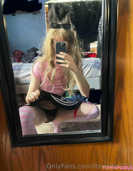 Itsmebri223 nude leaked OnlyFans photo #47