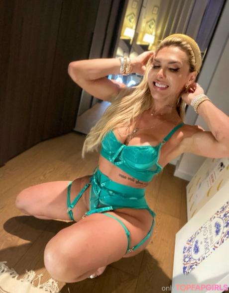Liahferreira nude leaked OnlyFans photo #39