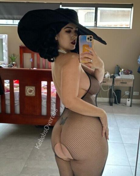 Lady nude leaked OnlyFans photo #4