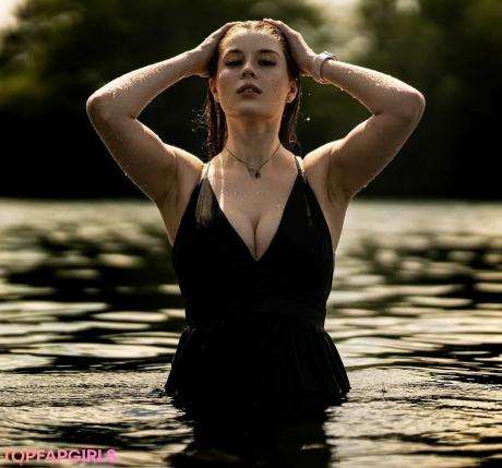 Anoukjhn nude leaked OnlyFans photo #39