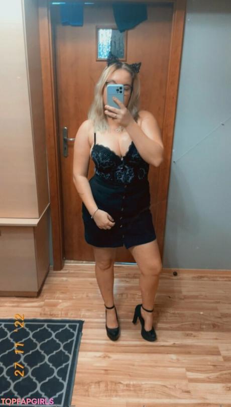 Suuusanahfree nude leaked OnlyFans photo #17