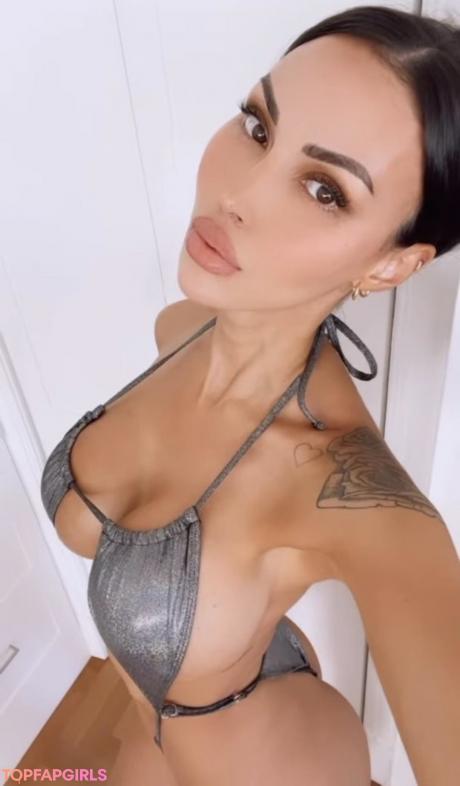 Celine nude leaked OnlyFans photo #29