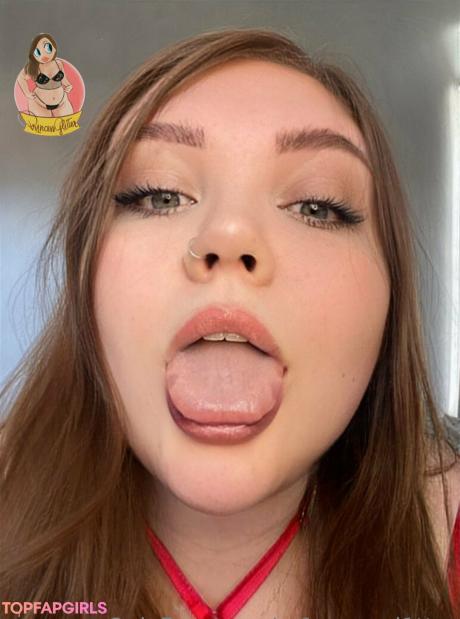 Pr1ncessgl1tterfree nude leaked OnlyFans photo #11