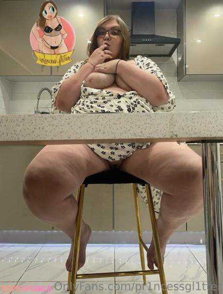 Pr1ncessgl1tterfree nude leaked OnlyFans photo #53