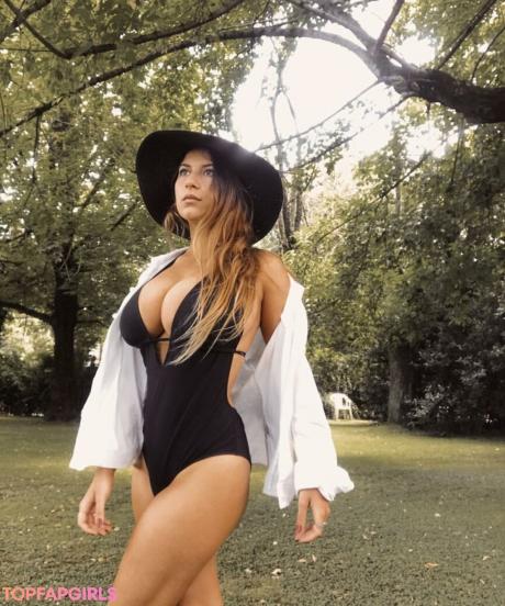 Bianca nude leaked OnlyFans photo #33