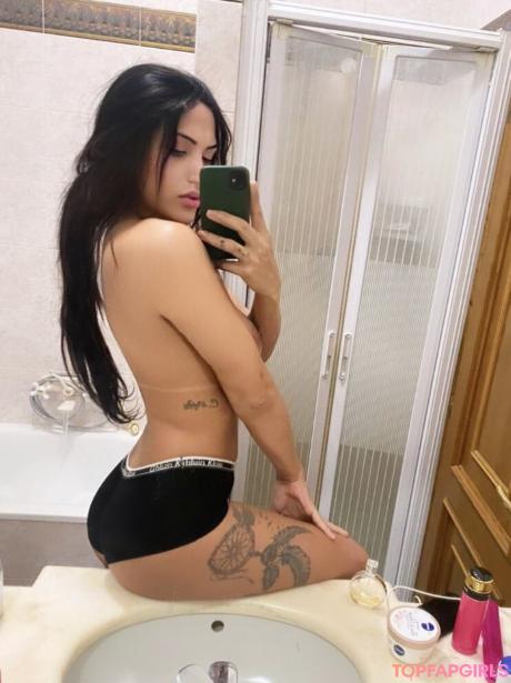 Bruna nude leaked OnlyFans photo #26