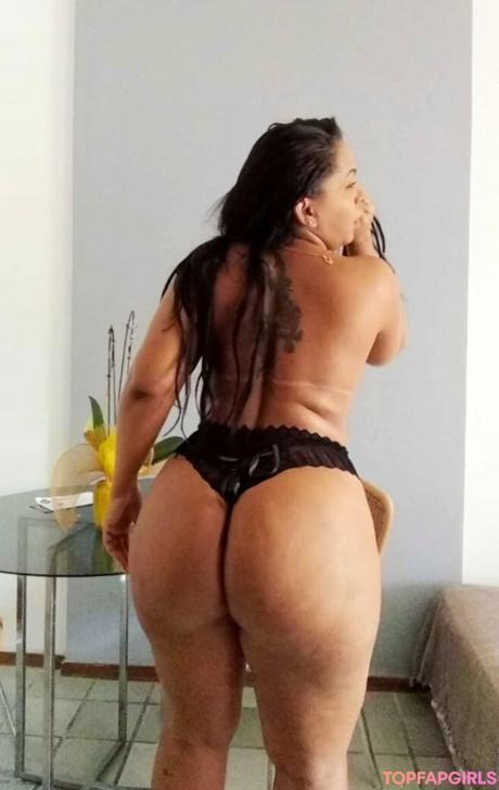 Pattricia nude leaked OnlyFans photo #6
