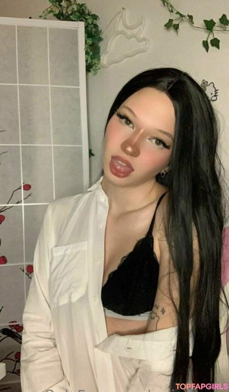 Weirdoroki nude leaked OnlyFans photo #33