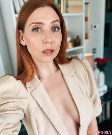 Hazel nude leaked OnlyFans photo #3