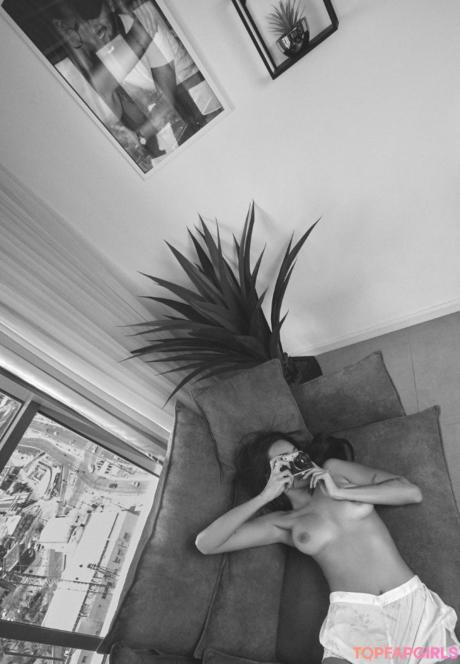 Neomi nude leaked OnlyFans photo #1