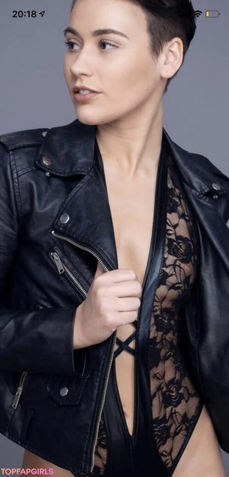 Laura nude leaked OnlyFans photo #70