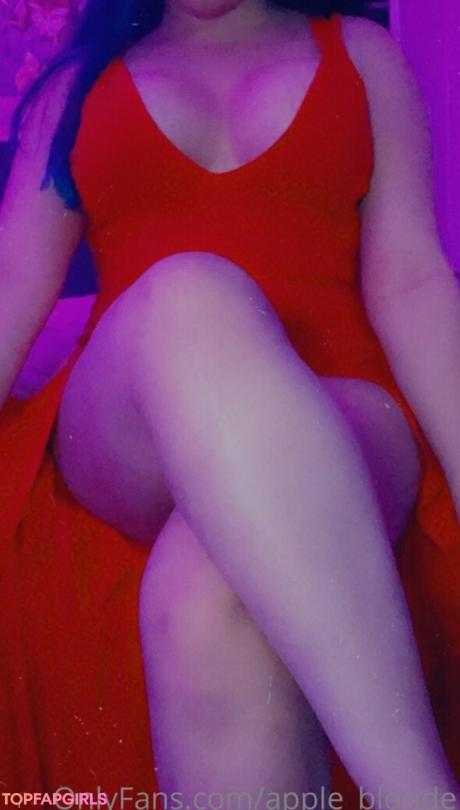 Apple_blonde nude leaked OnlyFans photo #12