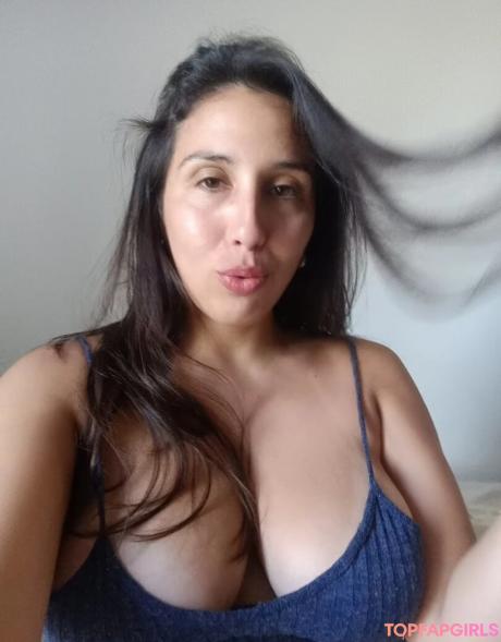 Estefania nude leaked OnlyFans photo #3