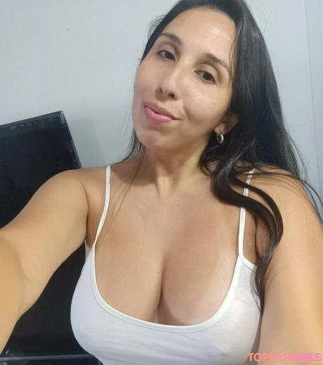 Estefania nude leaked OnlyFans photo #7