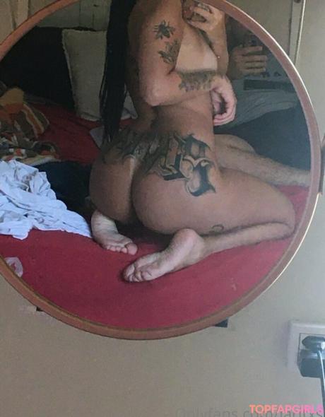 Larissa nude leaked OnlyFans photo #173