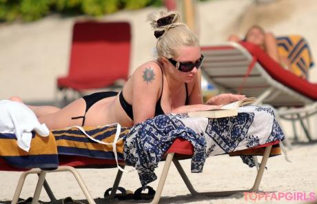 Rita nude leaked OnlyFans photo #16
