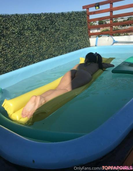 Charlottejohnsonn nude leaked OnlyFans photo #15