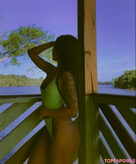Samira nude leaked OnlyFans photo #14
