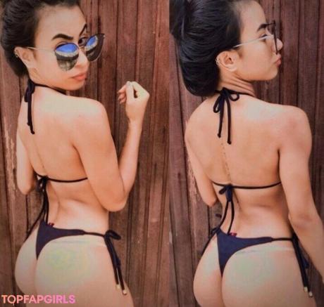Samira nude leaked OnlyFans photo #8