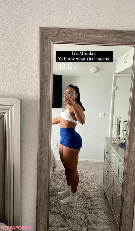Aaaaayevuh nude leaked OnlyFans photo #17