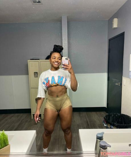 Aaaaayevuh nude leaked OnlyFans photo #2