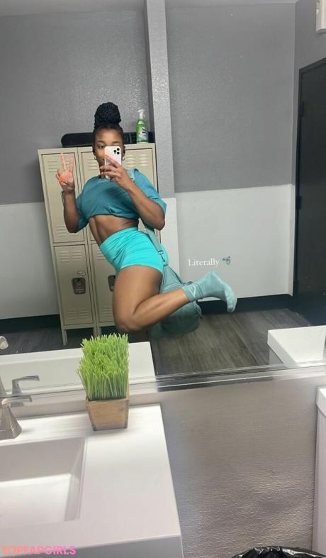 Aaaaayevuh nude leaked OnlyFans photo #61