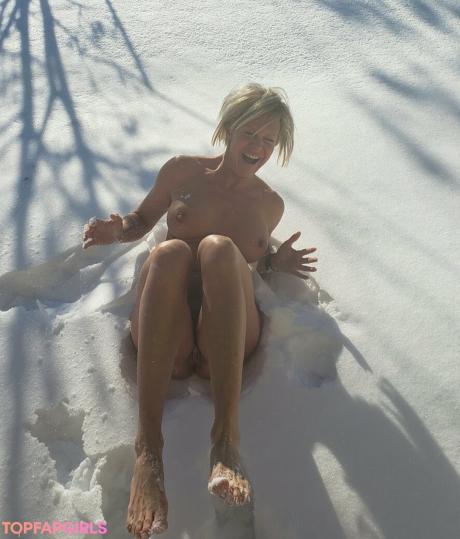 Anzee nude leaked OnlyFans photo #21