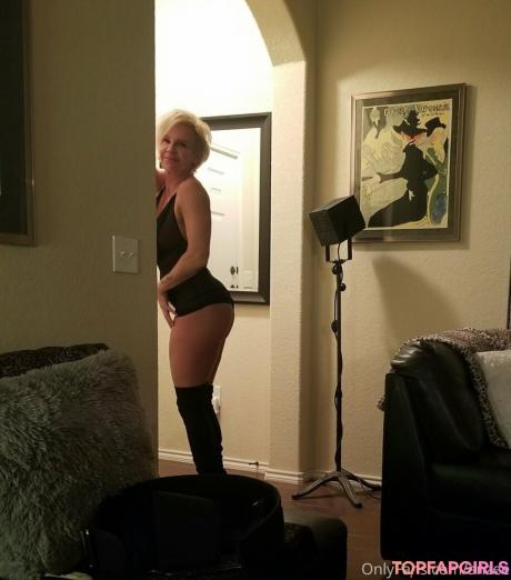 Anzee nude leaked OnlyFans photo #59