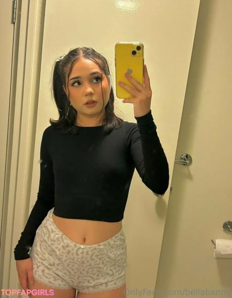 Bellabxnny nude leaked OnlyFans photo #26