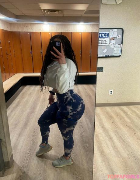 Safiyaswrld nude leaked OnlyFans photo #14
