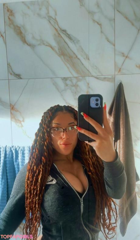 Safiyaswrld nude leaked OnlyFans photo #40