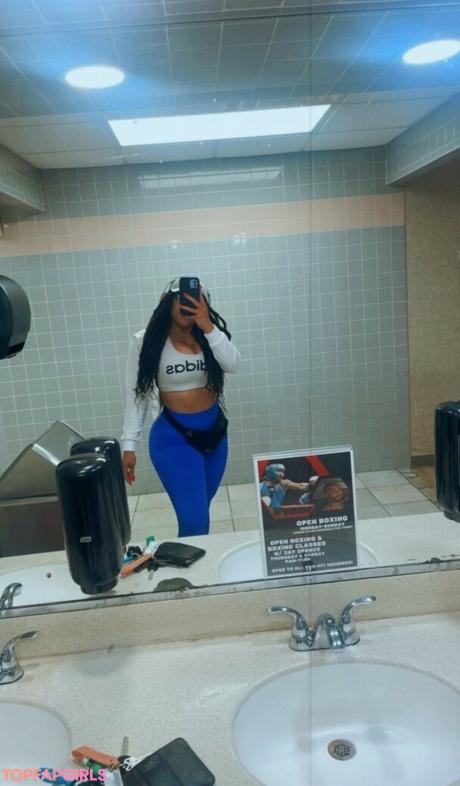 Safiyaswrld nude leaked OnlyFans photo #41
