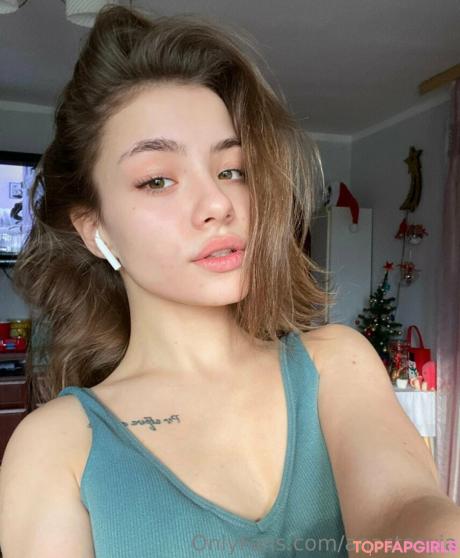 Anastasyia nude leaked OnlyFans photo #12