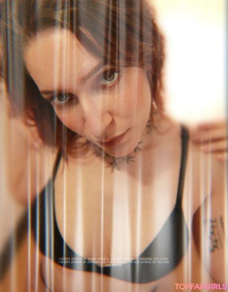 Oriana nude leaked OnlyFans photo #14