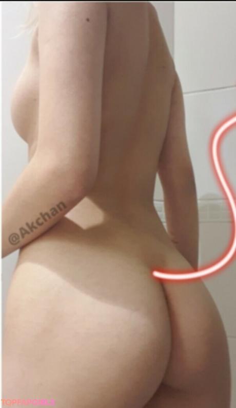 Akchan nude leaked OnlyFans photo #4