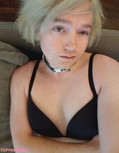 Carbonkitt nude leaked OnlyFans photo #3