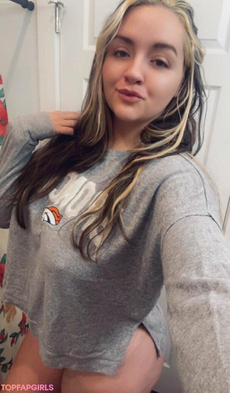 Oohkarlalala nude leaked OnlyFans photo #4